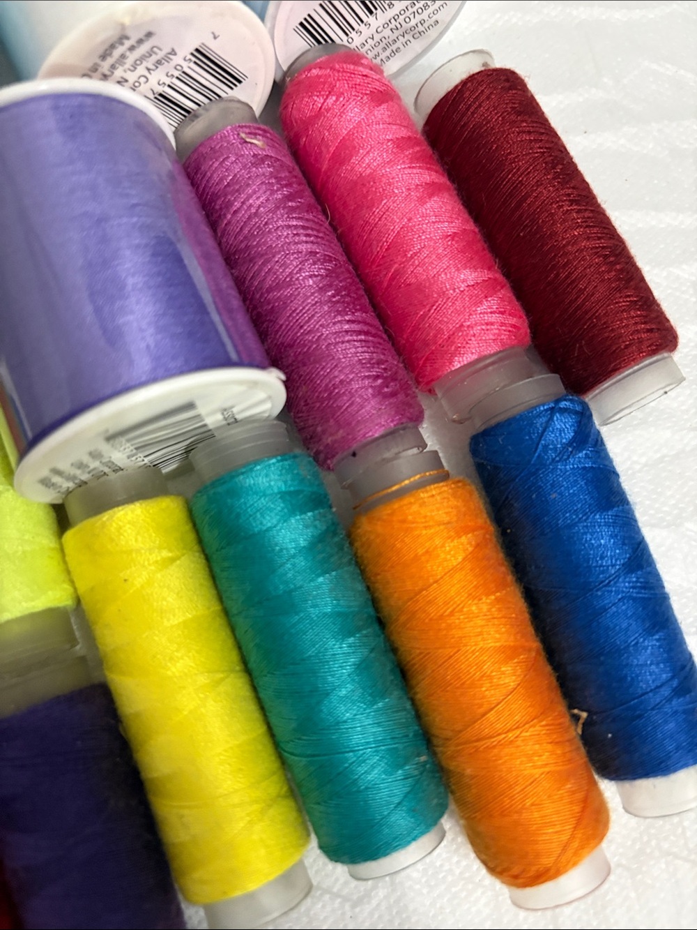 Multicolor Sewing Thread Spool bundle of 23 - Picture 5 of 5